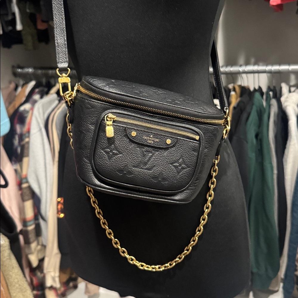 Louis Vuitton bumbag black - Picture 2 of 13
